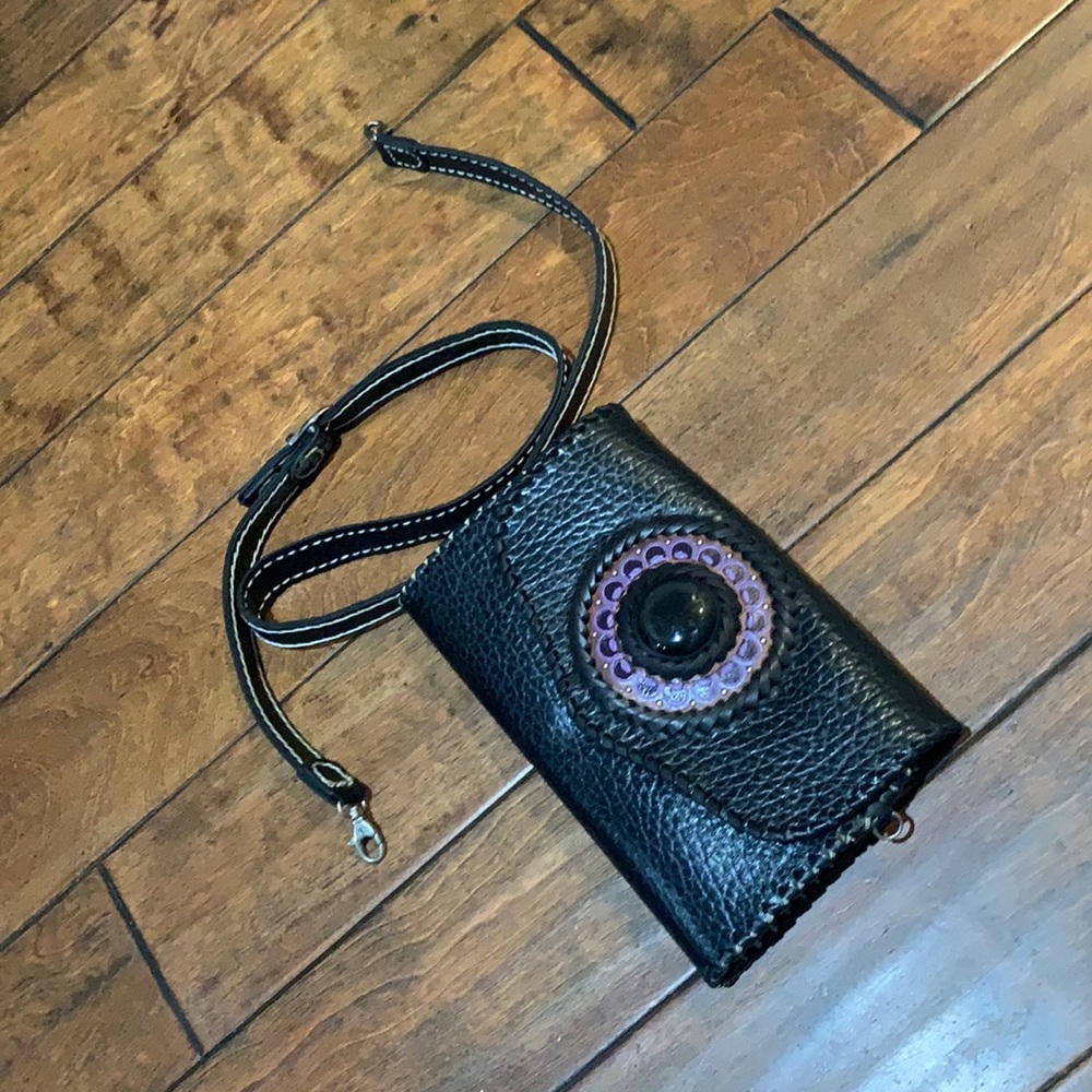 Beautiful Artesanal cross body clutch